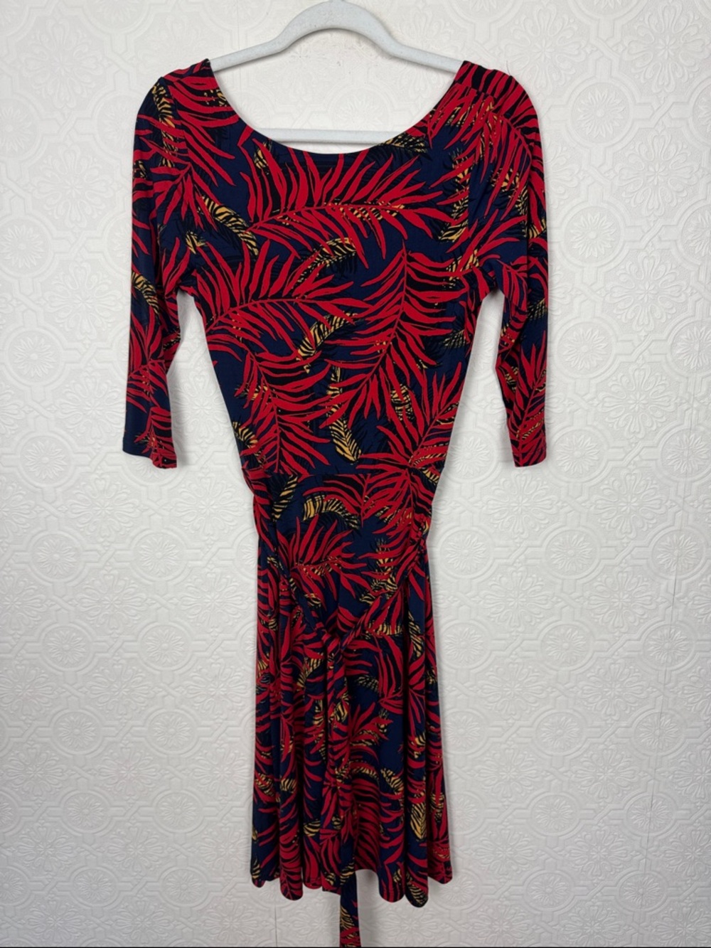 Leota Tropical Print Dress Small Red Blue Palm Leaf 3/4 Sleeve‎ Fit & Flare